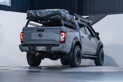 2022 Nissan Navara - Thumbnail