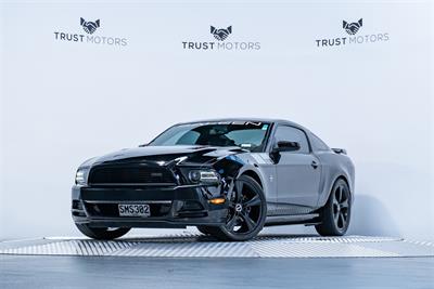 2013 Ford Mustang - Thumbnail