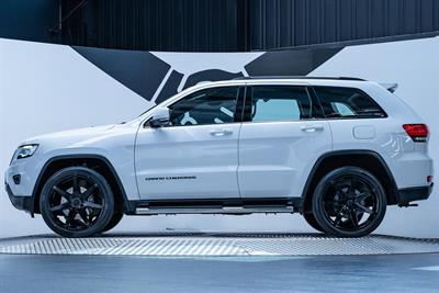 2016 Jeep Grand Cherokee - Thumbnail