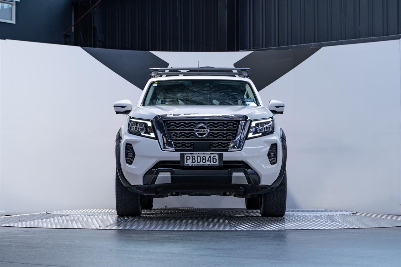 2022 Nissan Navara