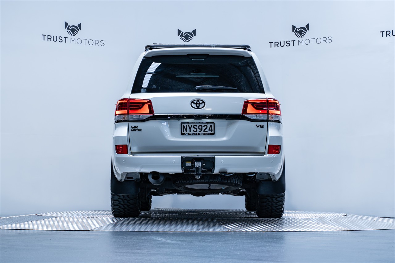 2020 Toyota Landcruiser