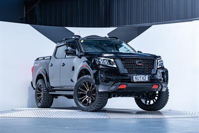 2021 Nissan Navara - Thumbnail