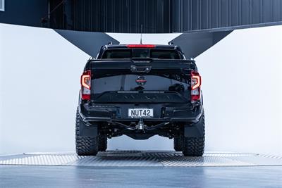 2021 Nissan Navara - Thumbnail