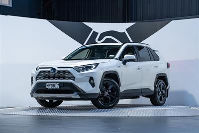 2019 Toyota Rav4 - Thumbnail