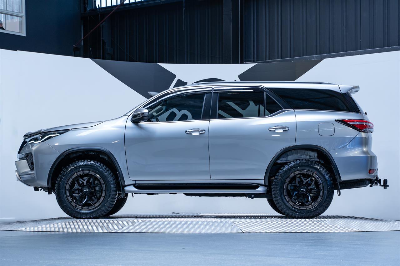 2023 Toyota Fortuner