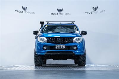 2015 Mitsubishi Triton - Thumbnail