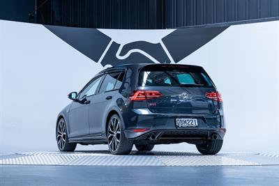 2014 Volkswagen Golf - Thumbnail