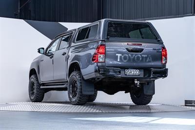 2017 Toyota Hilux - Thumbnail