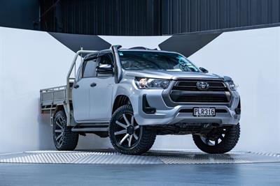 2022 Toyota Hilux - Thumbnail