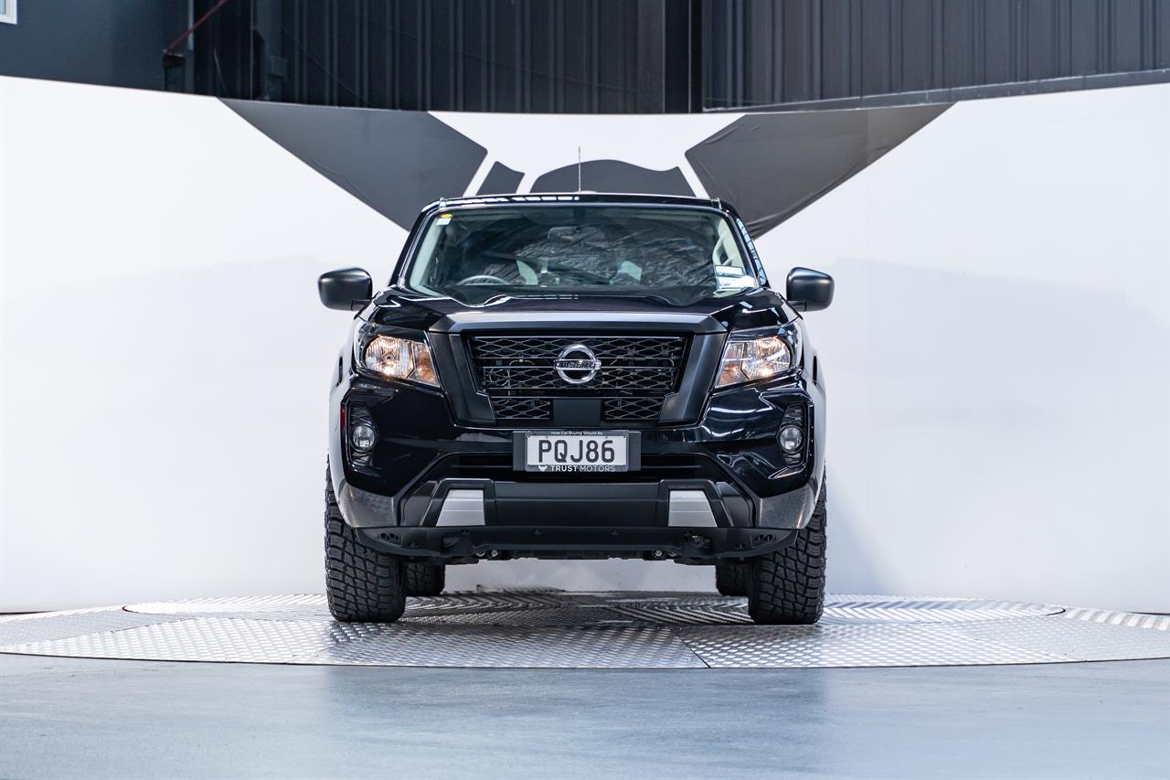 2022 Nissan Navara