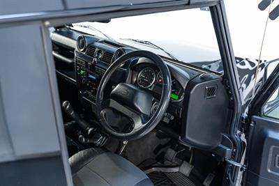 2015 Land Rover Defender - Thumbnail