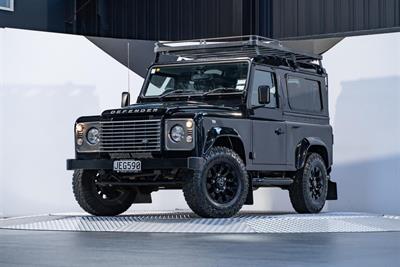 2015 Land Rover Defender - Thumbnail