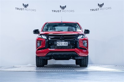 2022 Mitsubishi Triton - Thumbnail