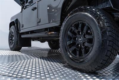 2014 Land Rover Defender - Thumbnail