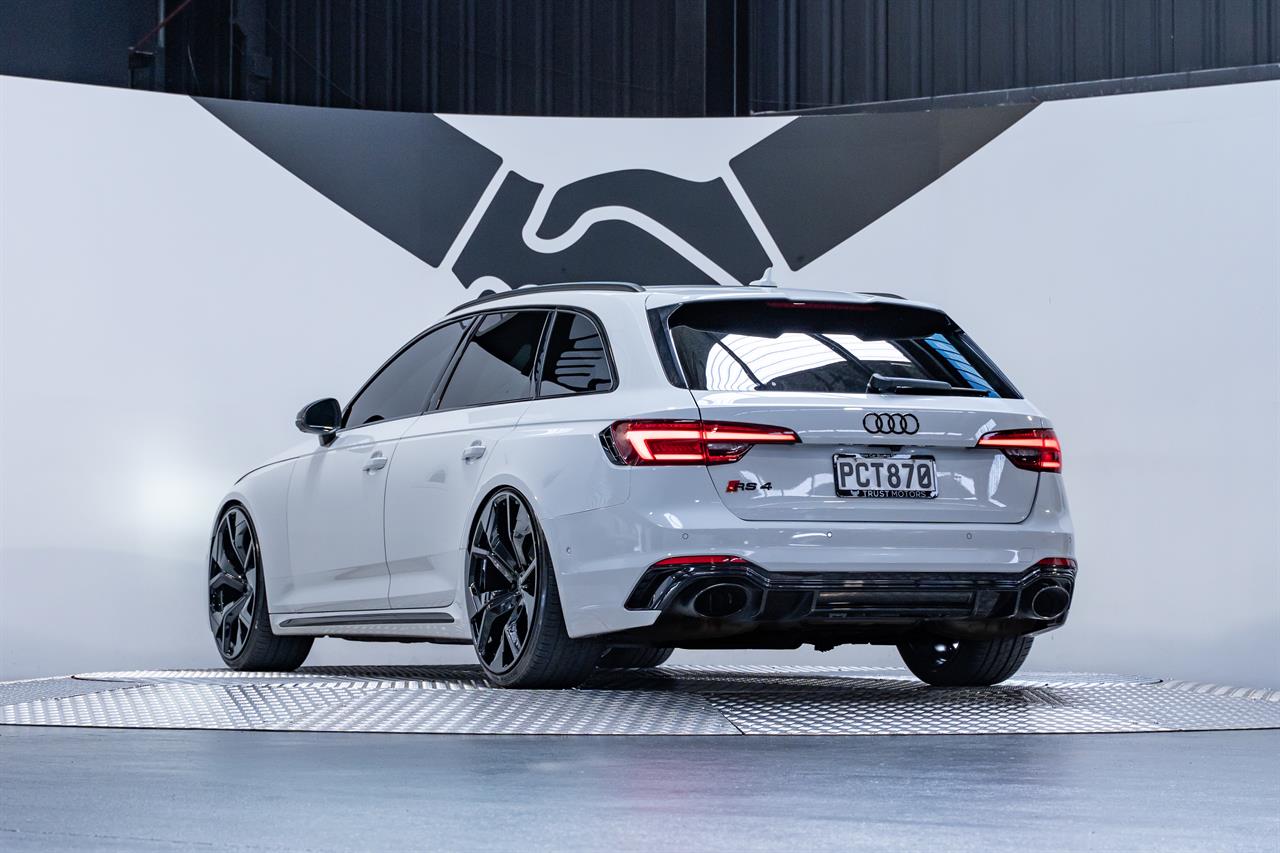 2019 Audi RS4