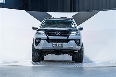 2019 Toyota Fortuner - Thumbnail