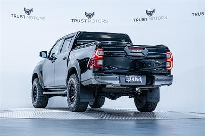 2021 Toyota Hilux - Thumbnail