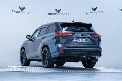 2022 Toyota Highlander - Thumbnail