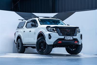 2021 Nissan Navara - Thumbnail