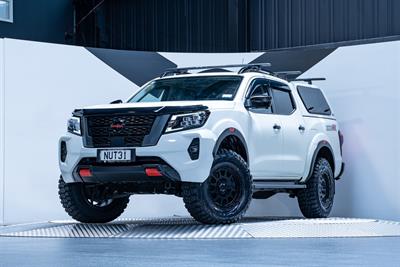 2021 Nissan Navara - Thumbnail