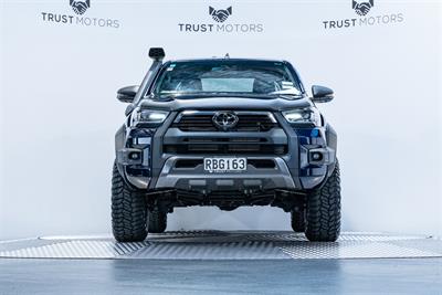 2024 Toyota Hilux - Thumbnail