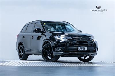 2017 Mitsubishi Outlander - Image Coming Soon