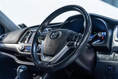 2018 Toyota Highlander - Thumbnail