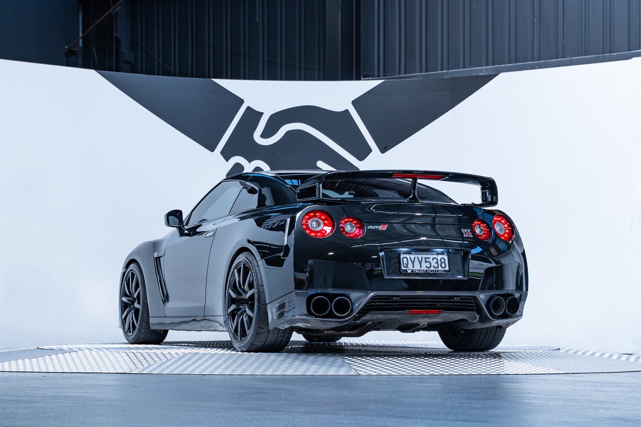 2013 Nissan GTR