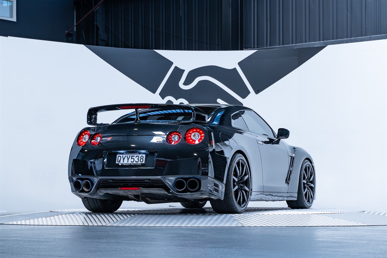 2013 Nissan GTR