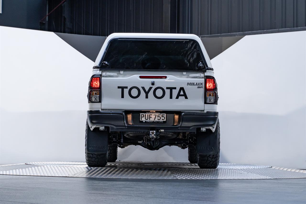 2023 Toyota Hilux