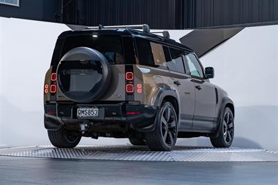 2020 Land Rover Defender - Thumbnail