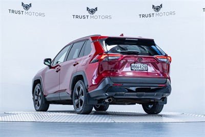 2019 Toyota Rav4 - Thumbnail