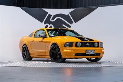 2008 Ford Mustang - Thumbnail