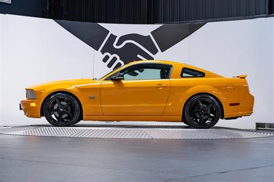 2008 Ford Mustang - Thumbnail