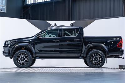 2022 Toyota Hilux - Thumbnail