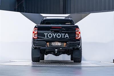 2022 Toyota Hilux - Thumbnail