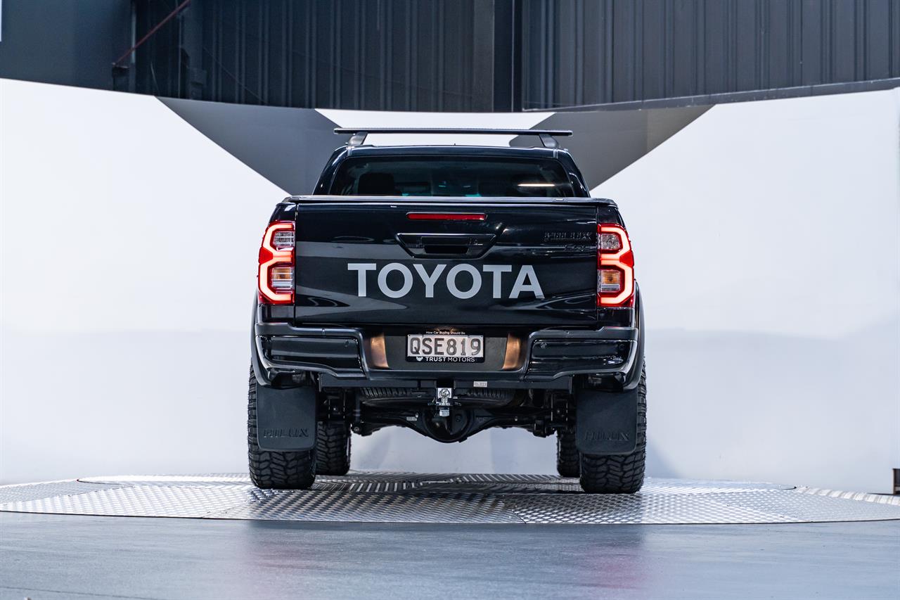 2022 Toyota Hilux