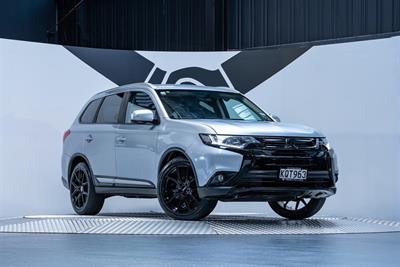 2017 Mitsubishi Outlander - Image Coming Soon