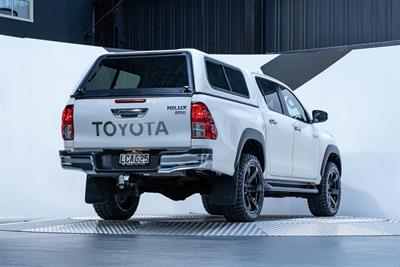 2018 Toyota Hilux - Thumbnail