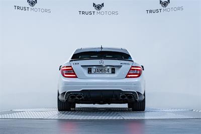 2012 Mercedes-Benz C 63 - Thumbnail