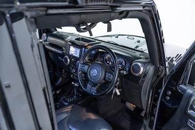 2016 Jeep Wrangler - Thumbnail