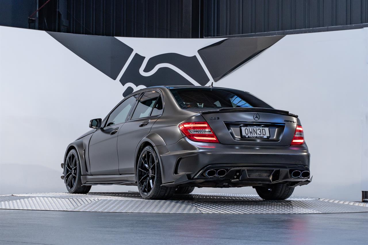 2012 Mercedes-Benz C 63