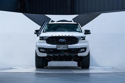 2021 Ford Everest - Thumbnail