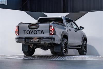 2021 Toyota Hilux - Thumbnail