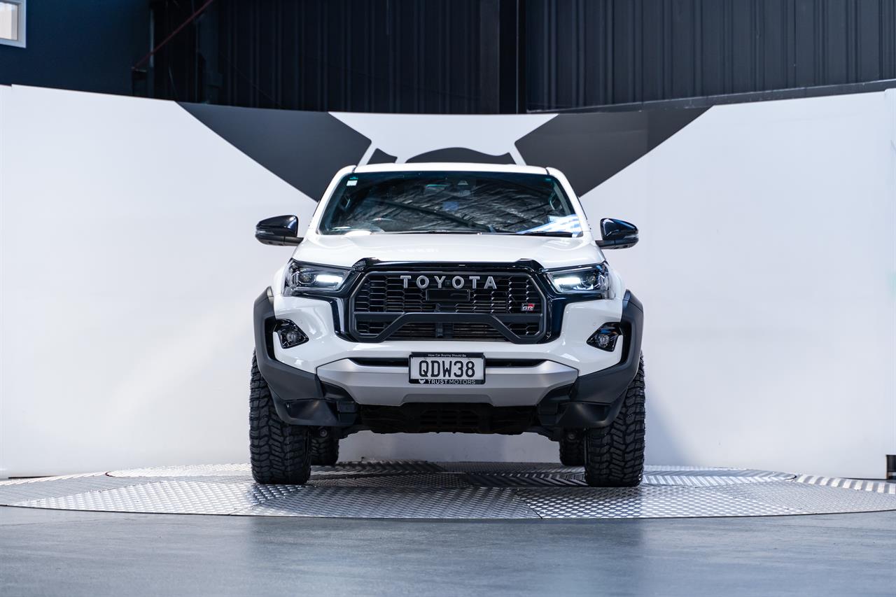 2023 Toyota Hilux