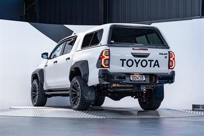 2023 Toyota Hilux - Thumbnail