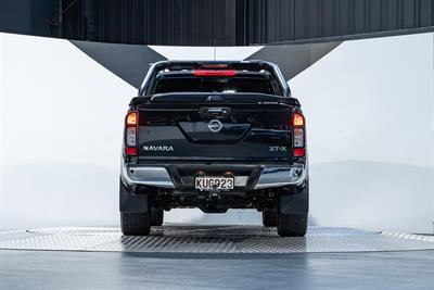 2017 Nissan Navara - Thumbnail