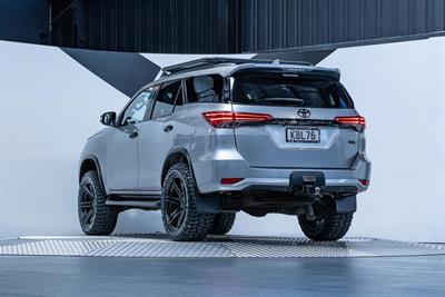 2016 Toyota Fortuner - Thumbnail