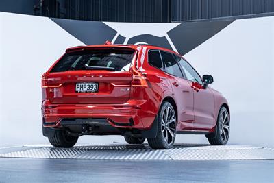 2022 Volvo Xc60 - Thumbnail