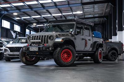 2021 Jeep Gladiator - Thumbnail